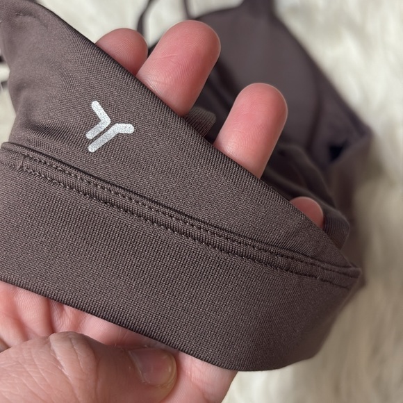 ✨✨NWT Old Navy Light Brown Sports Bra Light Support Removable Cups Size XS - Picture 13 of 15